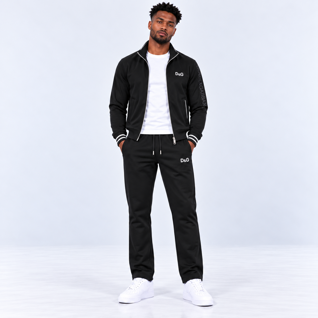 Özel Seri Siyah Beyaz Biyeli Fermuarlı Eşofman Takımı